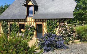 Le Petit Orchard